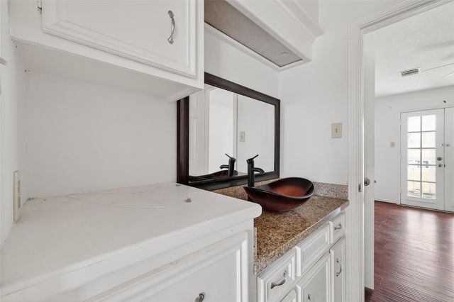 15307 T C Jester Boulevard, Houston, TX 77068