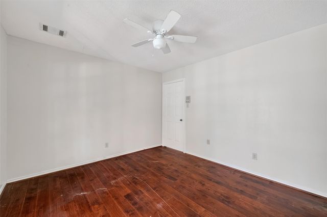 15307 T C Jester Boulevard, Houston, TX 77068