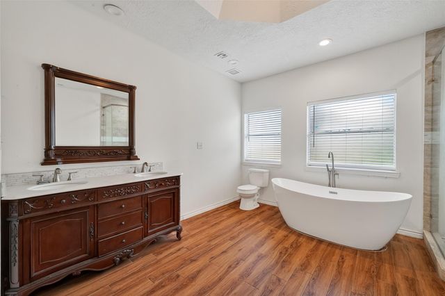 15307 T C Jester Boulevard, Houston, TX 77068