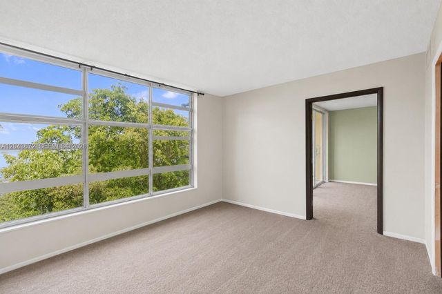 3010 N Course Dr 510, Pompano Beach, FL 33069