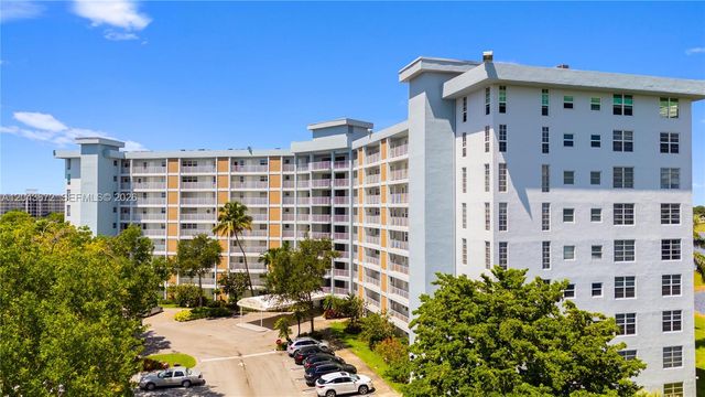 3010 N Course Dr 510, Pompano Beach, FL 33069