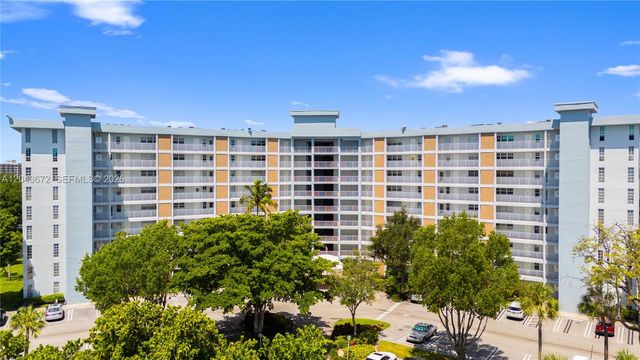 3010 N Course Dr 510, Pompano Beach, FL 33069