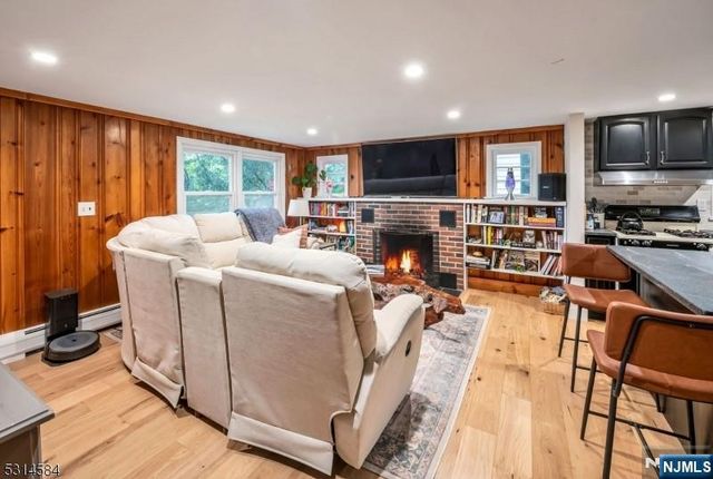 41 Bellot Road, Ringwood, NJ 07456