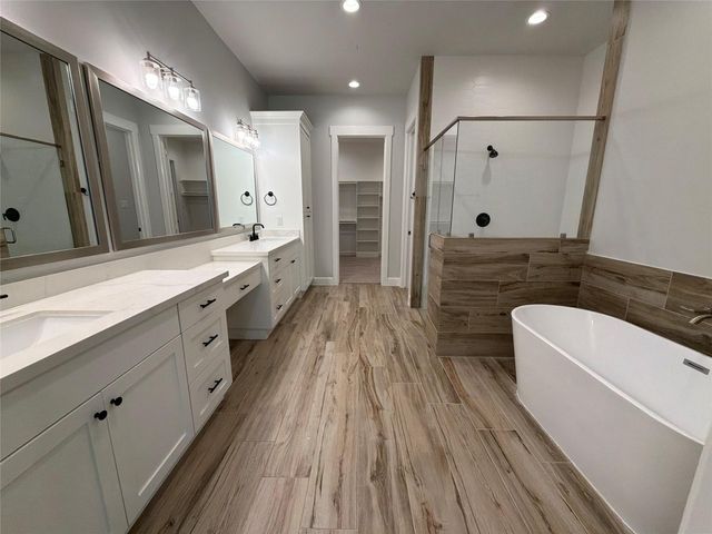 21211 Hidden Bend Loop, Magnolia, TX 77354