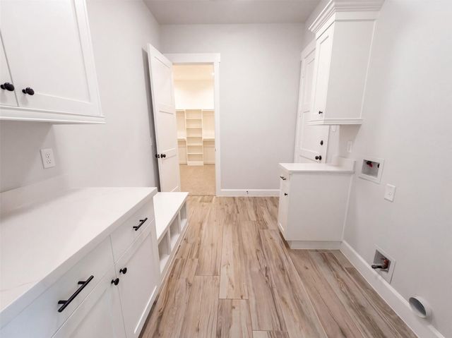 21211 Hidden Bend Loop, Magnolia, TX 77354