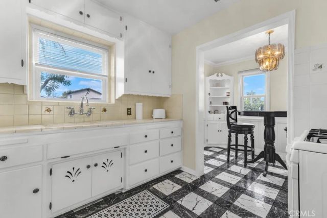 4854 W 94th Street, Inglewood, CA 90301