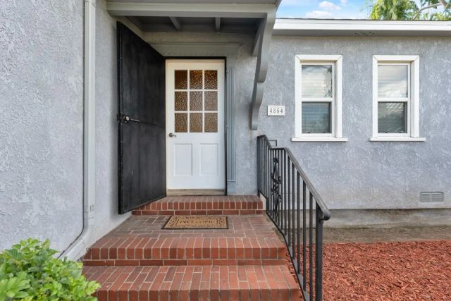 4854 W 94th Street, Inglewood, CA 90301