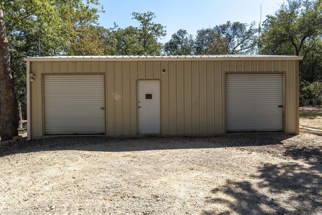 220 Clydesdale DR, Dale, TX 78616