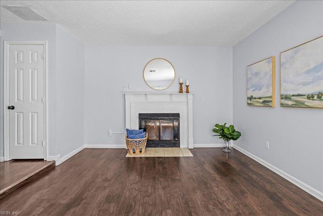 1921 Southaven DR, Virginia Beach, VA 23464