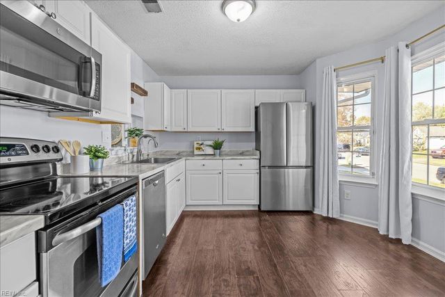 1921 Southaven DR, Virginia Beach, VA 23464