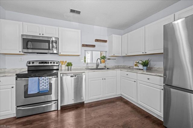 1921 Southaven DR, Virginia Beach, VA 23464