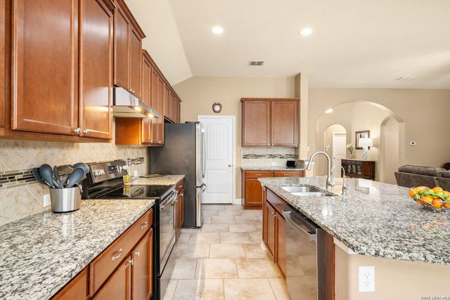 1610 Sun Canyon Blvd, New Braunfels, TX 78130