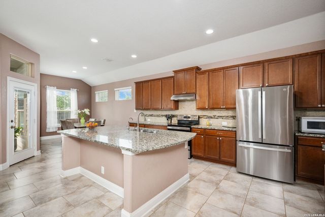 1610 Sun Canyon Blvd, New Braunfels, TX 78130