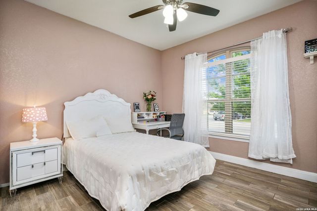 1610 Sun Canyon Blvd, New Braunfels, TX 78130