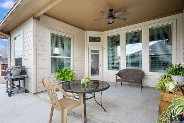 1610 Sun Canyon Blvd, New Braunfels, TX 78130