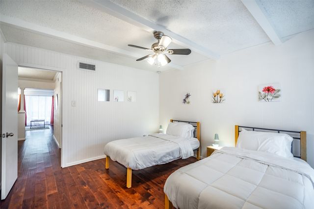 6018 E University Boulevard 101, Dallas, TX 75206