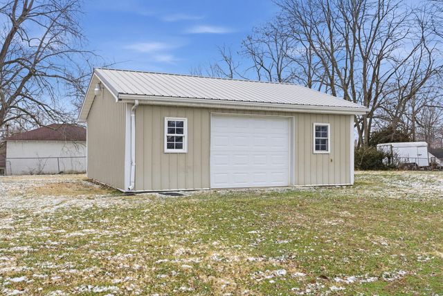 433 N College Street, Harrodsburg, KY 40330