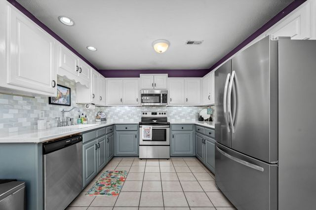 3342 Meadowhill Dr, Murfreesboro, TN 37130