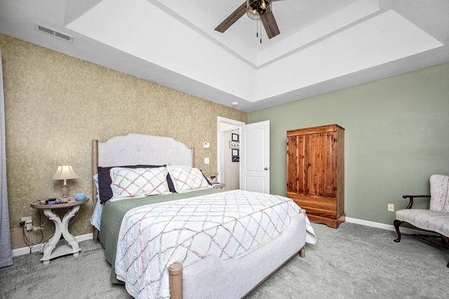 3342 Meadowhill Dr, Murfreesboro, TN 37130
