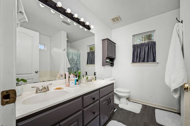 3342 Meadowhill Dr, Murfreesboro, TN 37130