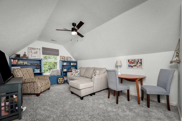 3342 Meadowhill Dr, Murfreesboro, TN 37130