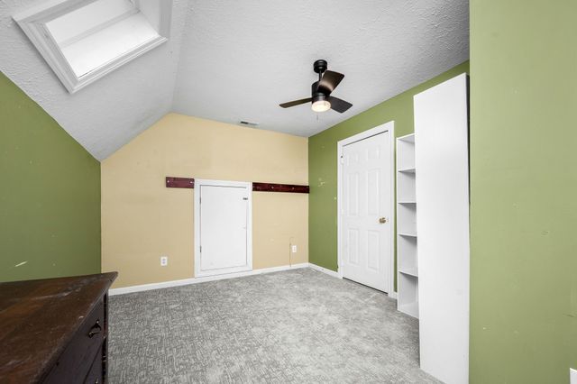 3342 Meadowhill Dr, Murfreesboro, TN 37130