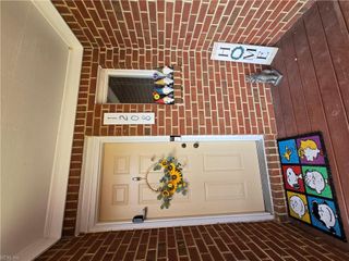 1208 Foursome LN, Virginia Beach, VA 23455
