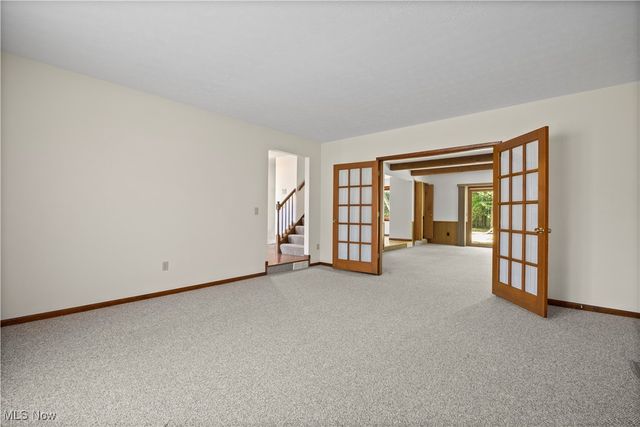 1711 Gulf Road, Elyria, OH 44035