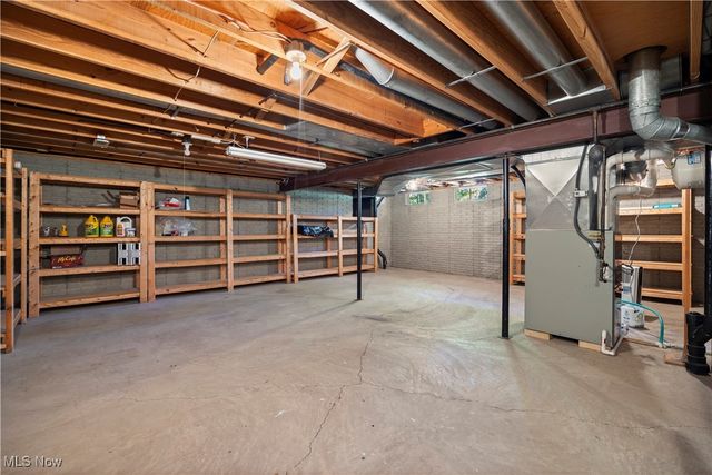 1711 Gulf Road, Elyria, OH 44035