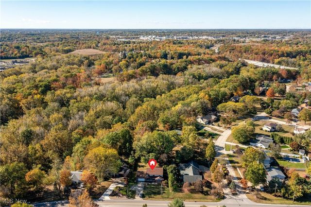 1711 Gulf Road, Elyria, OH 44035