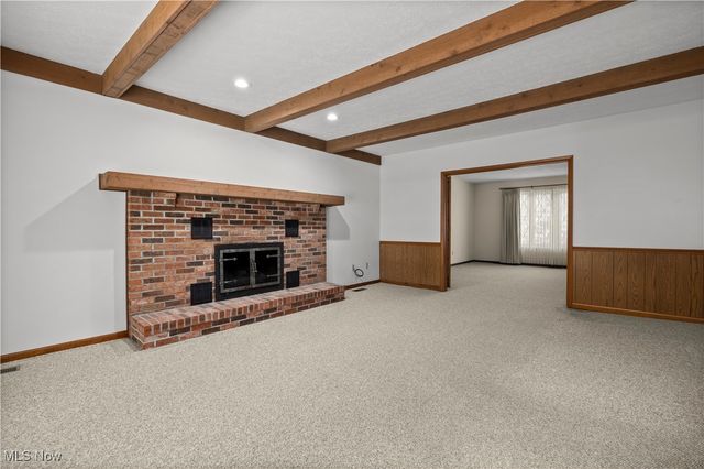 1711 Gulf Road, Elyria, OH 44035