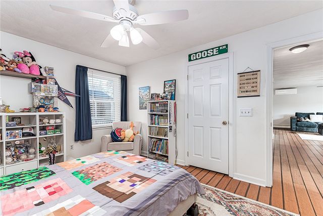 41 Dayton Avenue, Warwick, RI 02889