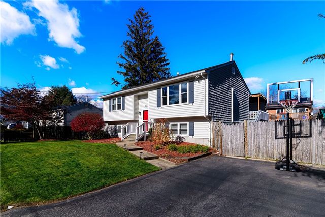 41 Dayton Avenue, Warwick, RI 02889