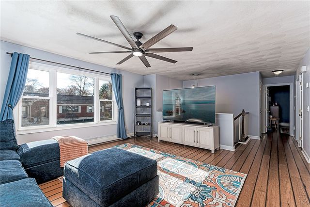 41 Dayton Avenue, Warwick, RI 02889