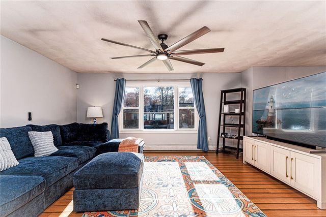 41 Dayton Avenue, Warwick, RI 02889