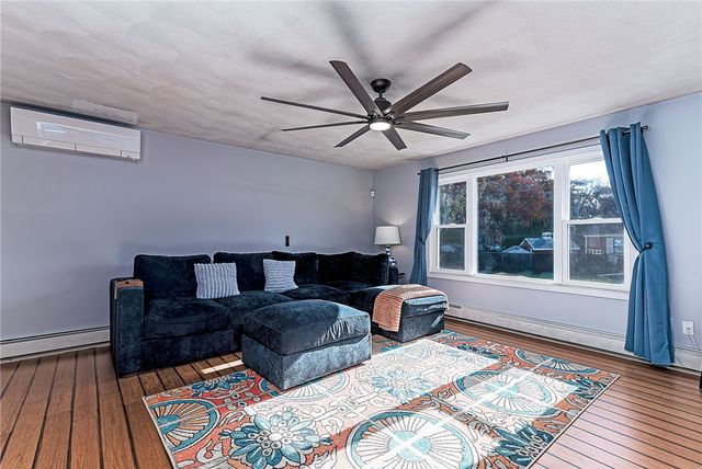 41 Dayton Avenue, Warwick, RI 02889