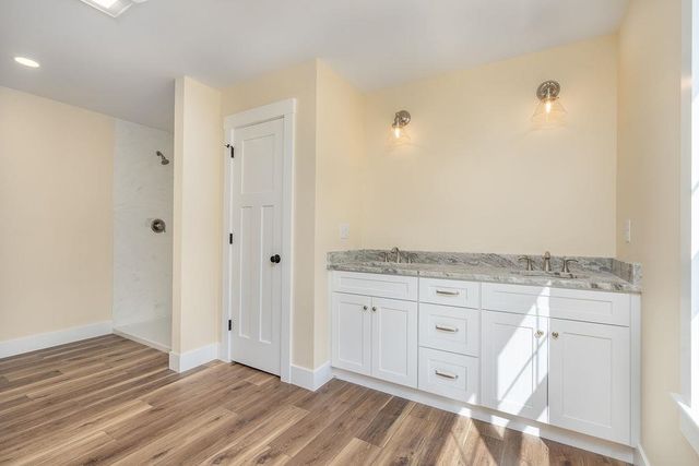 320 Knox Marsh Road, Madbury, NH 03823