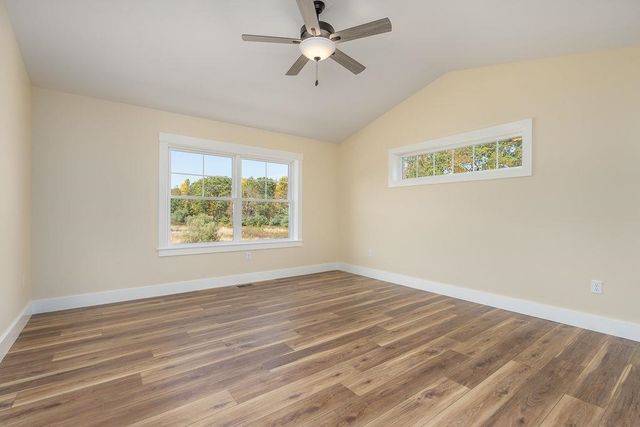 320 Knox Marsh Road, Madbury, NH 03823