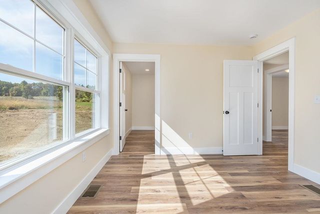 320 Knox Marsh Road, Madbury, NH 03823