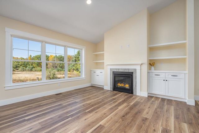 320 Knox Marsh Road, Madbury, NH 03823