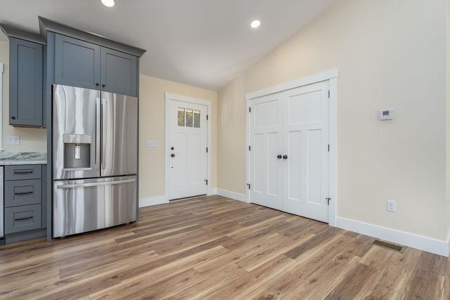 320 Knox Marsh Road, Madbury, NH 03823