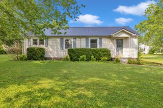 111 Truman St, Waverly, TN 37185