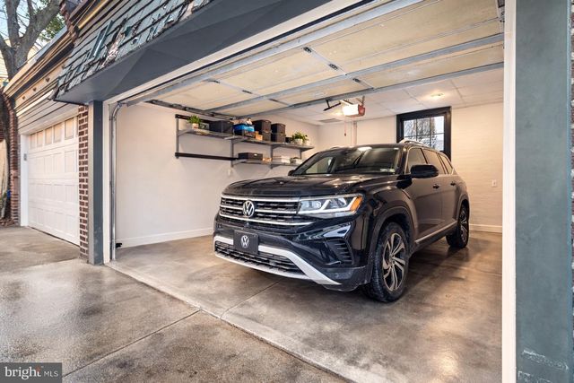 2425 FAIRMOUNT AVE, Philadelphia, PA 19130