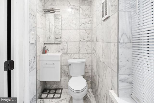 2425 FAIRMOUNT AVE, Philadelphia, PA 19130