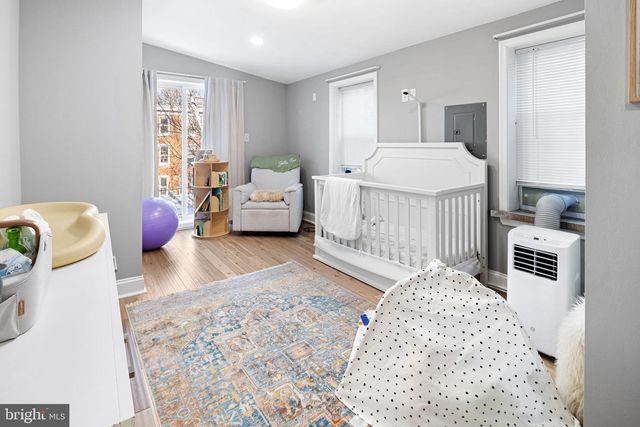 2425 FAIRMOUNT AVE, Philadelphia, PA 19130