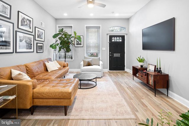 2425 FAIRMOUNT AVE, Philadelphia, PA 19130