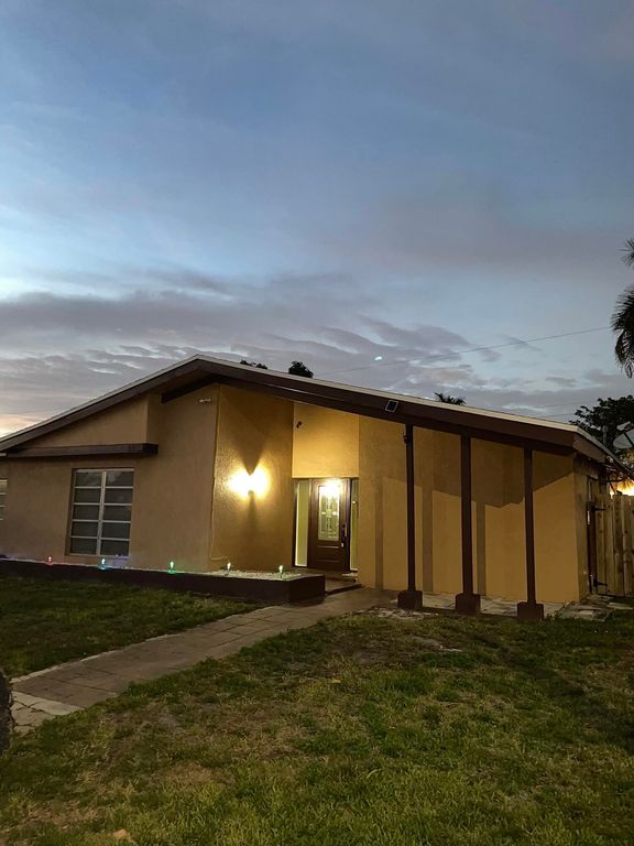 6609 Arbor Drive, Miramar, FL 33023