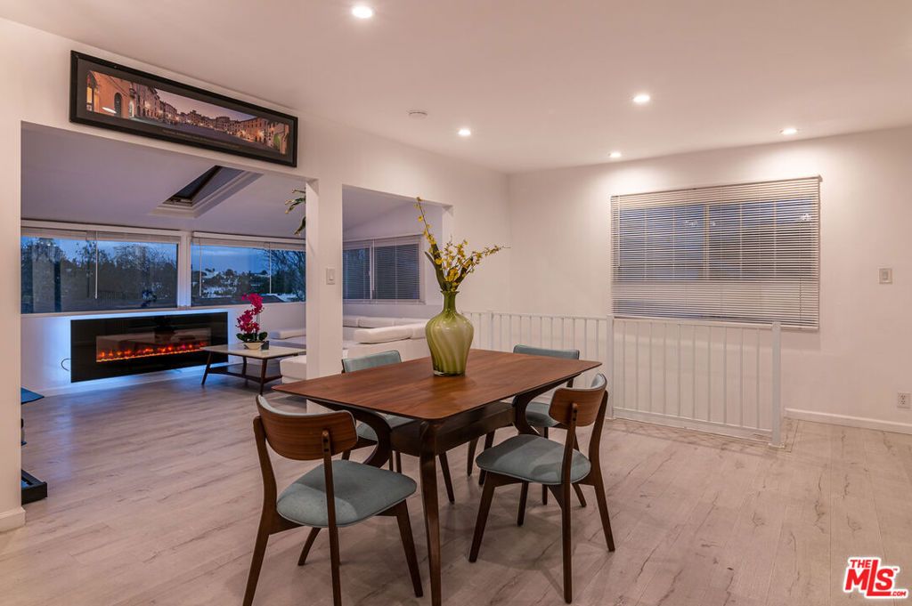 Image 14 of property listing at 1845 Pandora Avenue, Los Angeles, CA 90025