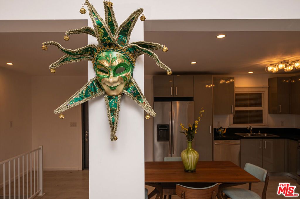 Image 23 of property listing at 1845 Pandora Avenue, Los Angeles, CA 90025