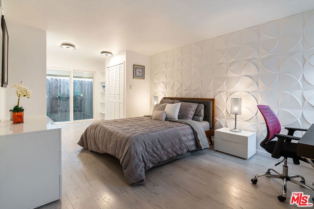 Image 3 of property listing at 1845 Pandora Avenue, Los Angeles, CA 90025